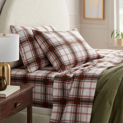 Holiday Flannel Sheet Set - Threshold™ Holiday Flannel Sheet Set - Threshold™ -Threshold shop GUEST 4d38d839 56f6 46e1 b6bd 1b7b166f5ef5