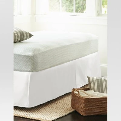 Wrinkle-Resistant Bed Skirt - Threshold Wrinkle-Resistant Bed Skirt - Threshold -Threshold shop GUEST ef4f77e8 c90a 4043 bad9 b09c3da080b9